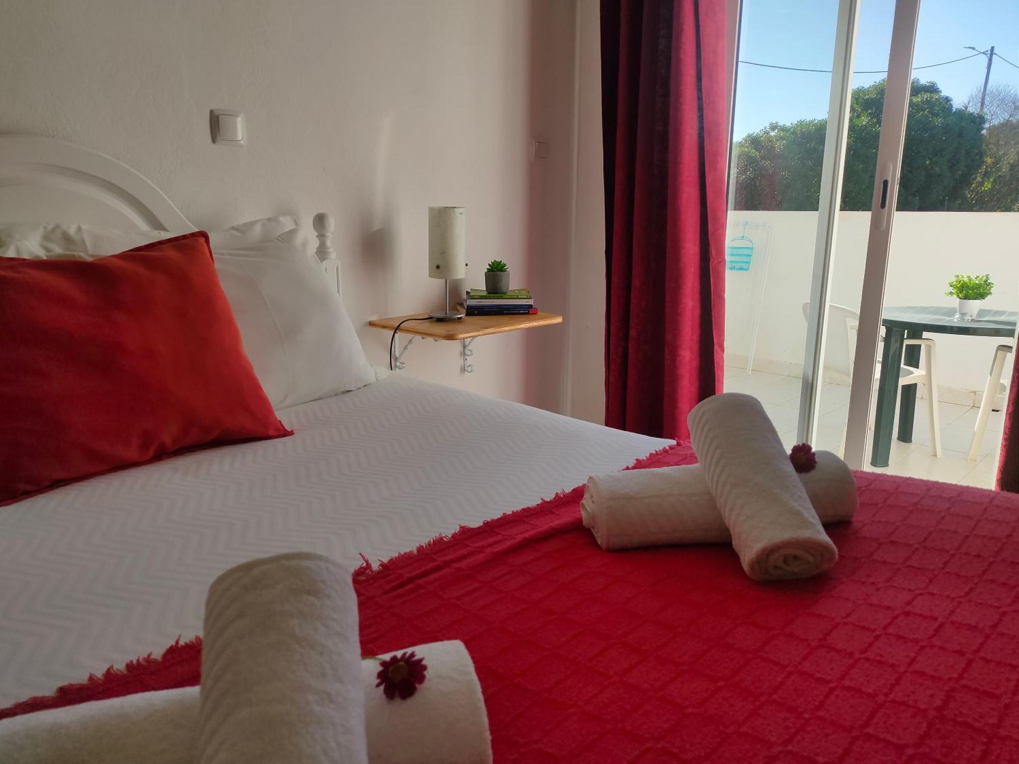 Vicentina Rooms By Casas Do Alentejo Алмограве Екстериор снимка